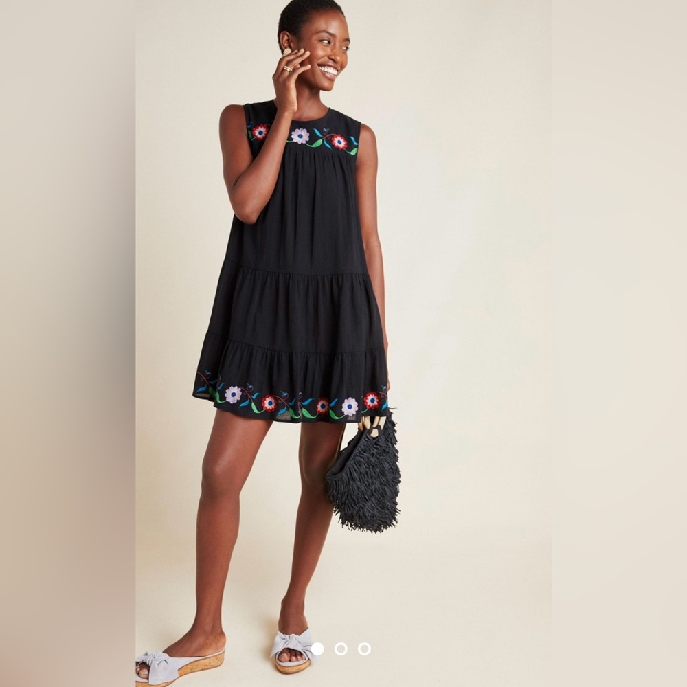 Velvet Graham & Spencer Colina swing dress lined embroidered